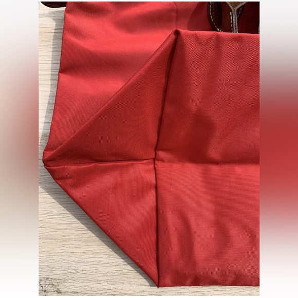 Longchamp Les Pliages Red Nylon Sac Pliant M - Picture 12 of 12